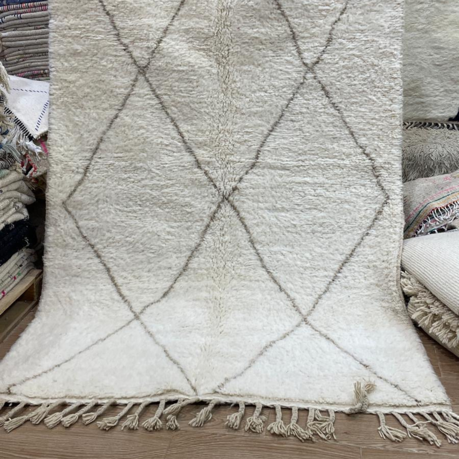 tapis laine banc et gris 