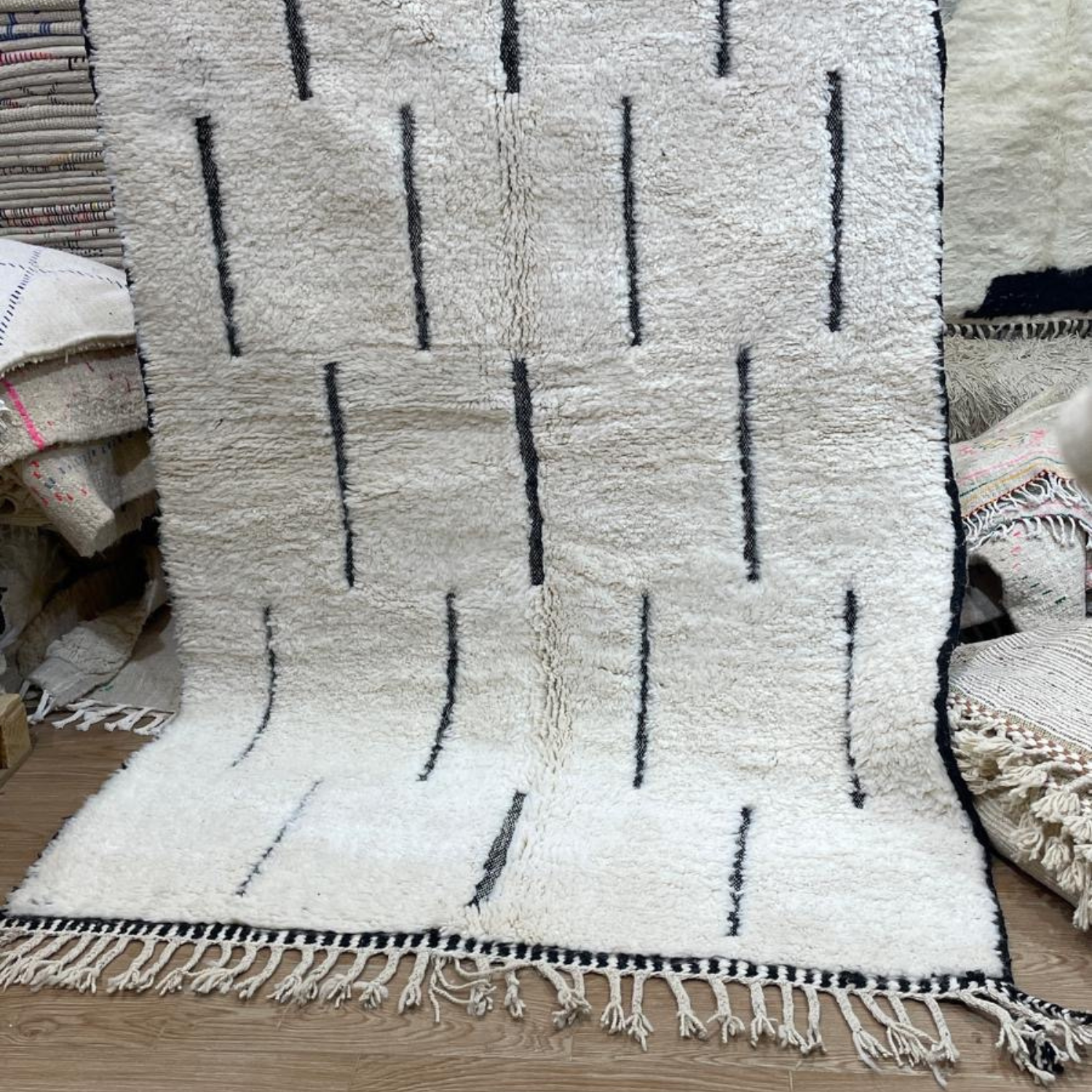 Tapis laine noir et blanc 